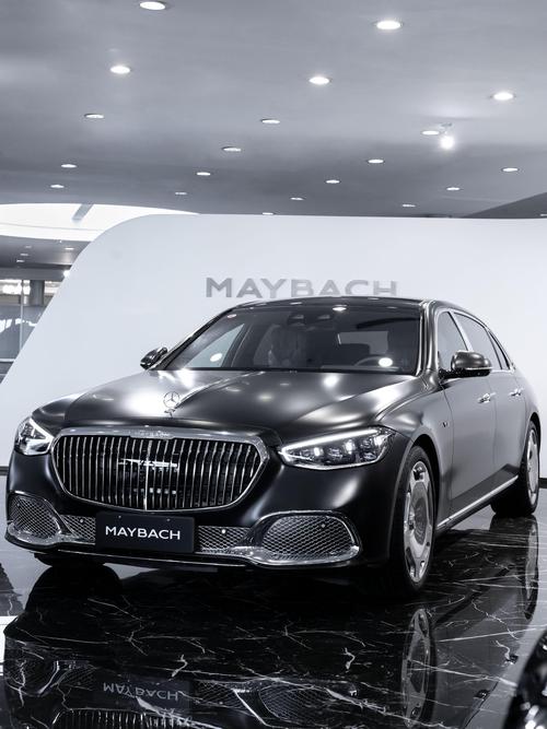 重庆320岚图汽车的售后服务让用户无忧出行，迈巴赫未来的豪华车趋势